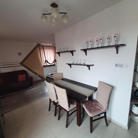 Krisi Apartman Hajdúszoboszló Buitenkant foto